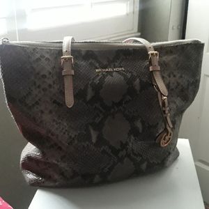 MK Tote